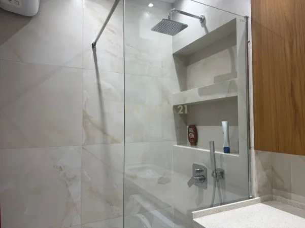 Tirane, jepet me qera apartament 2+1 Kati 2, 60 m² 780 € (prane inxhinierise se ndertimit)