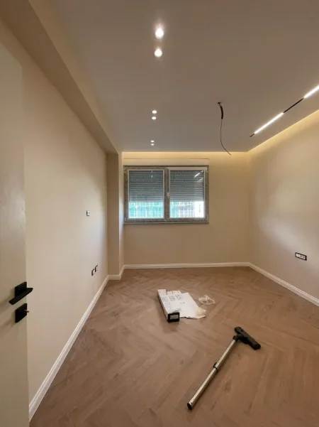 Tirane, Shitet Apartament 2+1+2 , 101 m² 320.000€, Ish Ekspozita