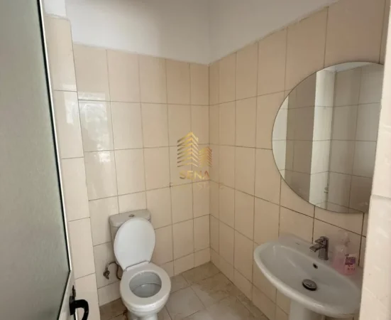 Tirane, jepet me qera ambjent biznesi Kati 0, 164 m² 1.100 € (Astir)