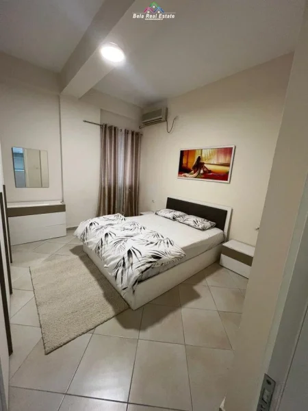 Tirane, jepet me qera apartament 1+1 Kati 1, 65 m² 420 € (Fresk, rruga Muhamet Deliu)