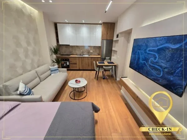 Tirane, shitet garsonier 1+1 Kati 3, 34 m² 120.000 € (Rruga Hoxha Tahsim)