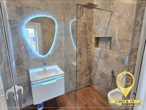 Tirane, shitet garsonier 1+1 Kati 3, 34 m² 120.000 € (Rruga Hoxha Tahsim)