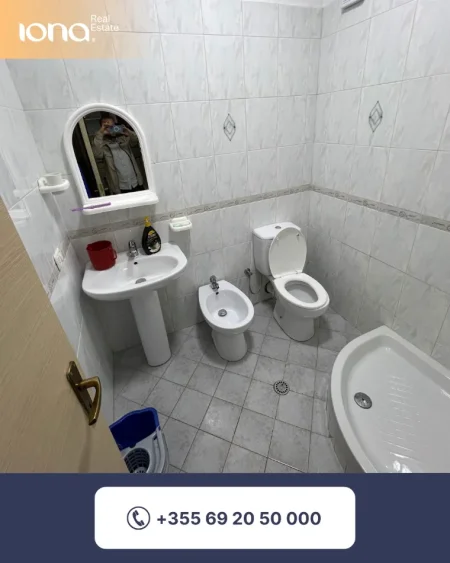 Mali Robit, shitet apartament 1+1 Kati 2, 51 m² 90.000 € (250m larg detit)