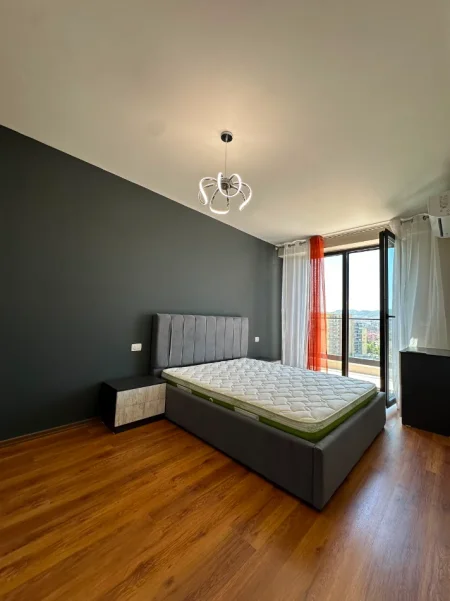 Tirane, shitet apartament 1+1+Ballkon Kati 10, 144.300 €