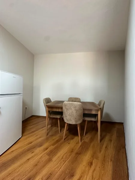 Tirane, shitet apartament 1+1+Ballkon Kati 10, 144.300 €