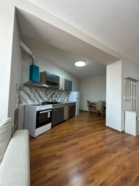 Tirane, shitet apartament 1+1+Ballkon Kati 10, 144.300 €