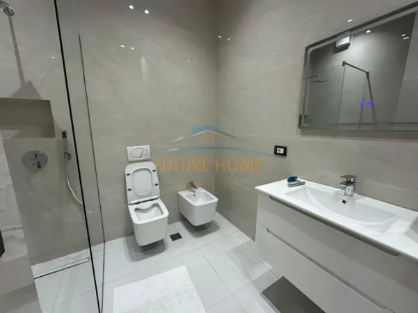 Tirane, jepet me qera apartament 1+1+Ballkon , 75 m² 1.000 € (Delijorgji)