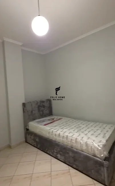 Tirane, jepet me qera apartament 2+1 Kati 3, 95 m² 450 € (5 MAJI)