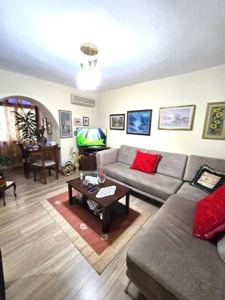 Tirane, shitet apartament 1+1 , 60 m² (instituti higjenes)