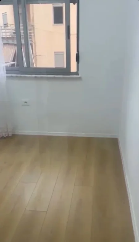 Tirane, shitet apartament 2+1 Kati 2, 78 m² 130.000 € (Fresku)