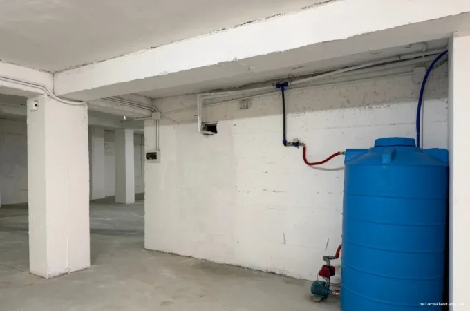 Tirane, jepet me qera magazine Kati 0, 500 m² 2.100 € (Ali Shefqeti)