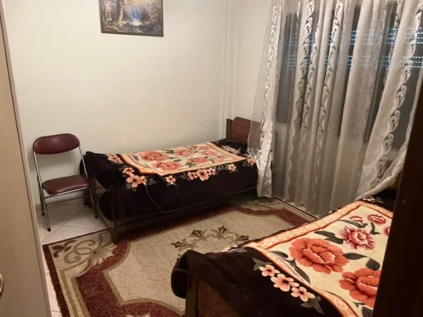 Tirane, shitet apartament 2+1 Kati 2, 97 m² 129.000 € (casa italia kthesa e kamzes)