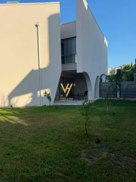 Tirane, jepet me qera Vile Vile 2 Katshe Kati 0, 535 m² 4.050 € (GREEN VALLEY, LIQENI I THATE)