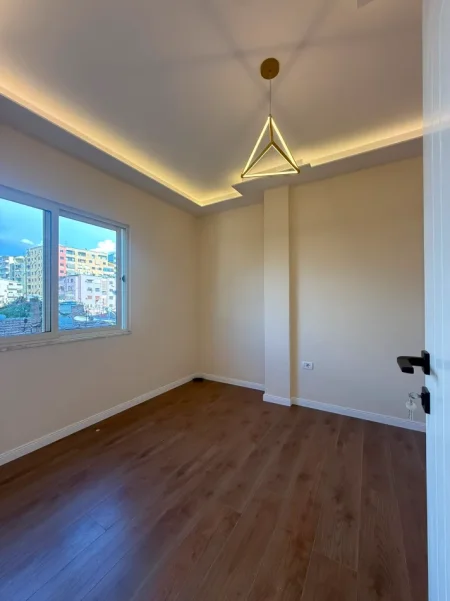 Durres, shitet apartament 2+1+Ballkon Kati 2, 73 m² 144.000 € (Ish Rajon, Durres)