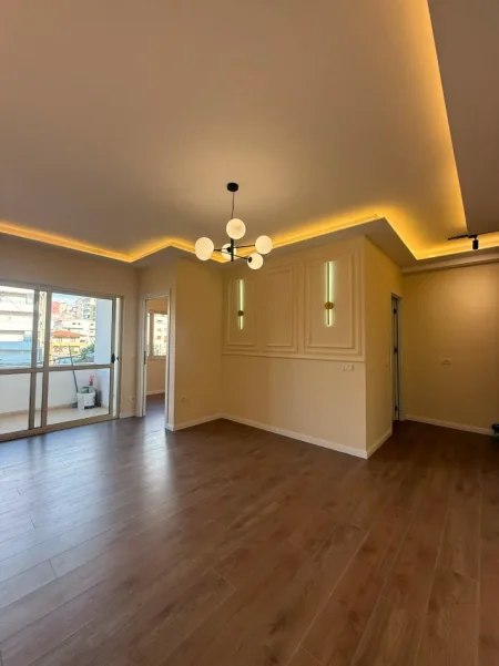 Durres, shitet apartament 2+1+Ballkon Kati 2, 73 m² 144.000 € (Ish Rajon, Durres)