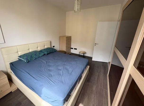 Tirane, jepet me qera apartament 2+1 , 78 m² 650 € 