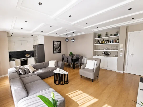 Tirane, jepet me qera apartament 3+1 Kati 1, 125 m² 1.200 € (Kodra Priftit)