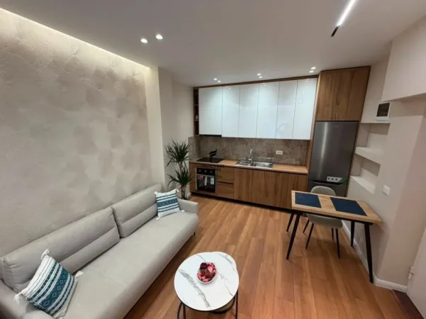 Tirane, shitet garsonier Kati 4, 34 m² 120.000 € (PAZARI I RI)