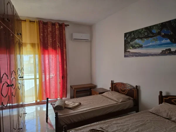 Tirane, jepet me qera apartament 3+1 , 90 m² 600 € 