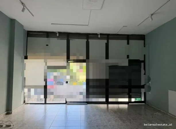 Tirane, jepet me qera dyqan Kati 0, 82 m² 835 € (Jorgo Plaku)