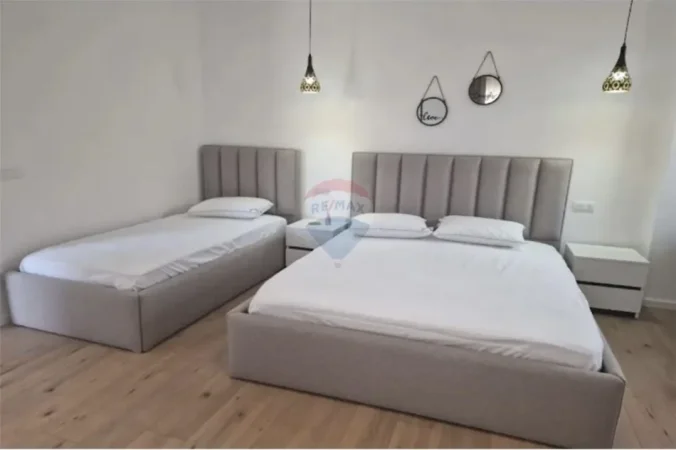 Vlore - Lungomare, shitet hotel Kati 3, 375 m² 470.000 € (Rruga Andrea Varfi, Plazh I Vjeter, Vlore)