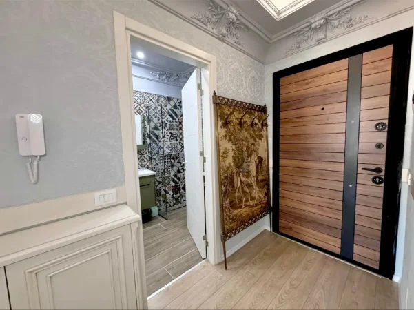 Tirane, jepet me qera apartament 1+1 Kati 7, 75 m² 650 € 
