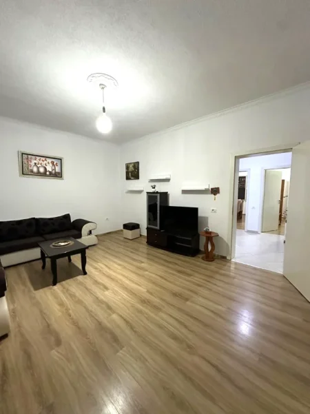 🏡 Jepet me Qera Apartament 2+1 ne  Sauk,   400 mije leke
