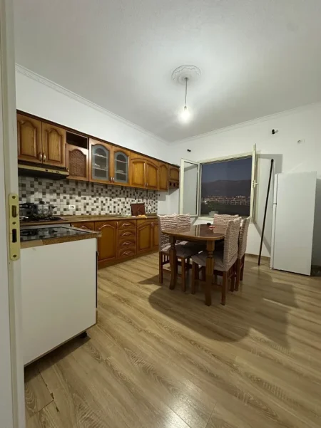 🏡 Jepet me Qera Apartament 2+1 ne  Sauk,   400 mije leke