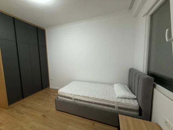 Tirane, jepet me qera apartament 3+1+Ballkon Kati 3, 100 m² 700 € (Rezidenca Klensi, Astir )