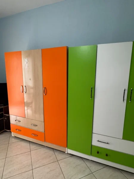 Tirane, jepet me qera apartament 1+1 Kati 2, 58 m² 380 € (QSUT)