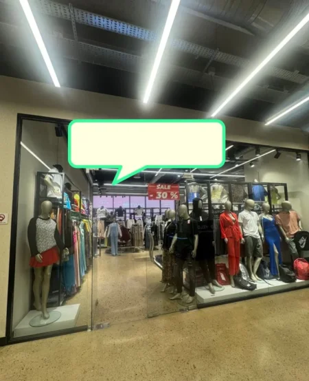 Tirane, shitet ambjent biznesi Kati 2, 88 m² 616.000 € (Rruga 5 Maji, Qendra Tregtare Emerald Center)