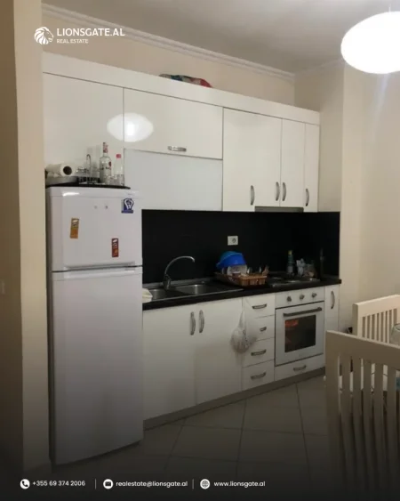 Tirane, jepet me qera apartament 2+1+Ballkon Kati 6, 85 m² 500 € 