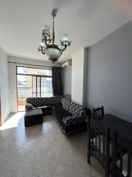 Tirane, shes apartament 1+1+Ballkon Kati 3, 50 m² 8.800.000 ALL (MISTO MAME)