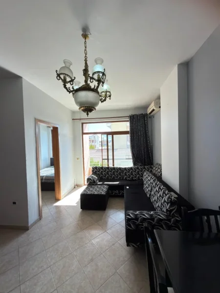 Tirane, shes apartament 1+1+Ballkon Kati 3, 50 m² 8.800.000 ALL (MISTO MAME)