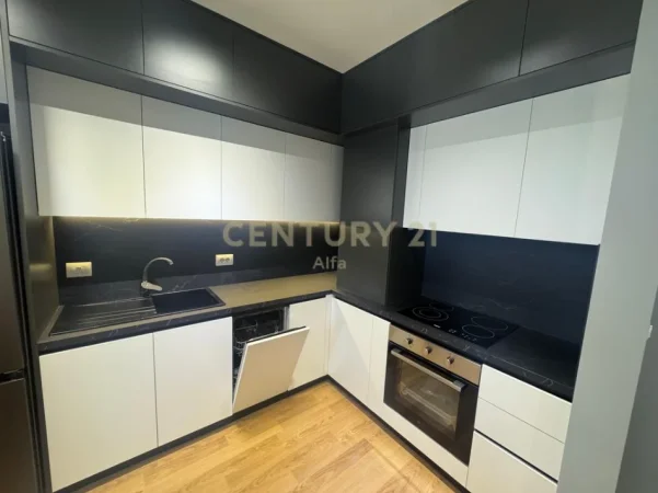 Tirane, jepet me qera apartament 2+1+Ballkon Kati 8, 113 m² 850 € (Zogu i Zi)