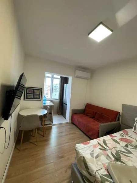 Tirane, jepet me qera apartament 1+1 Kati 5, 40 m² 400 € (Shkolla e Baletit)