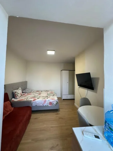 Tirane, jepet me qera apartament 1+1 Kati 5, 40 m² 400 € (Shkolla e Baletit)