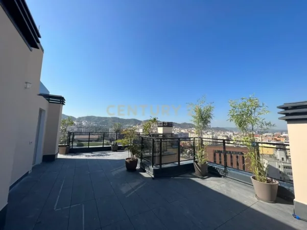Tirane, jepet me qera apartament 3+1+Aneks+Ballkon Kati 11, 160 m² 2.500 € (Rruga e Kosovareve)