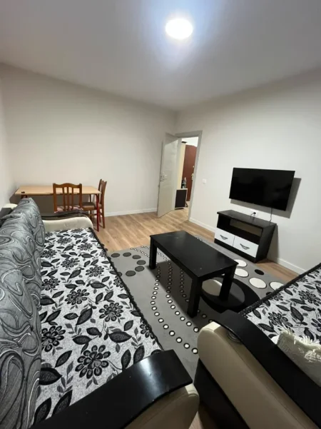 🏡 Apartament 1+1 me Qira ne Laprake  te Kmy Mbas Kupoles!,  450 MIJE LEKE
