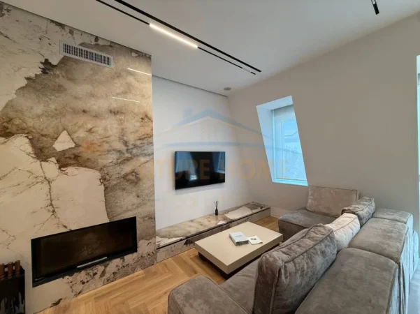 Tirane, jepet me qera apartament 2+1 Kati 2, 120 m² 1800 € (Joy Residence , TEG, Tirane)