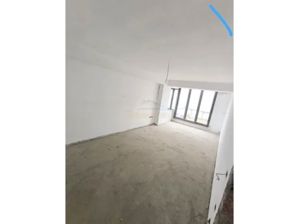 Tirane, shitet apartament+verande | Penthouse 2+1 Kati 9, 343 m² 235.000 € (YZBERISHT)