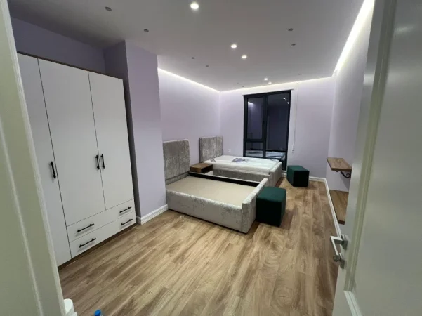 Tirane, jepet me qera apartament 3+1+Aneks+Ballkon Kati 7, 120 m² 1.200 € (Rezidenca Erli, Porcelan)
