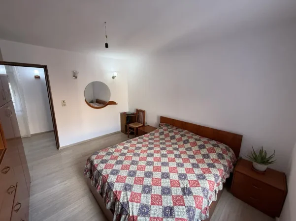 Tirane, jepet me qera apartament 2+1 Kati 5, 140.000 € (Brryli)