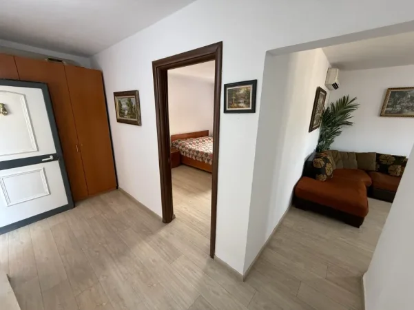 Tirane, jepet me qera apartament 2+1 Kati 5, 140.000 € (Brryli)