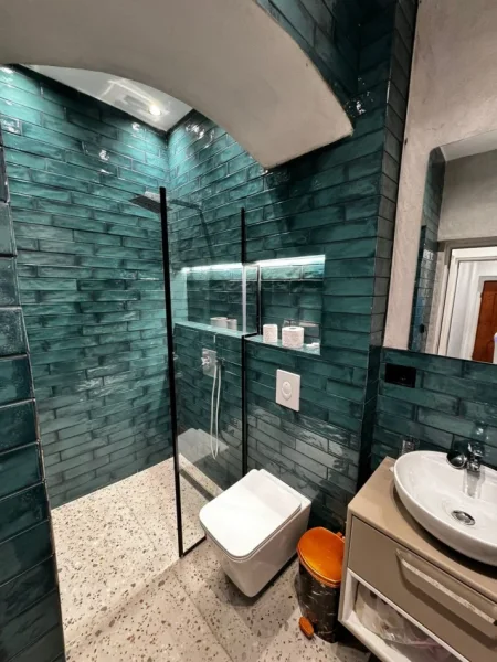 Tirane, jepet me qera apartament 2+1 Kati 5, 40 m² (Shallvaret)