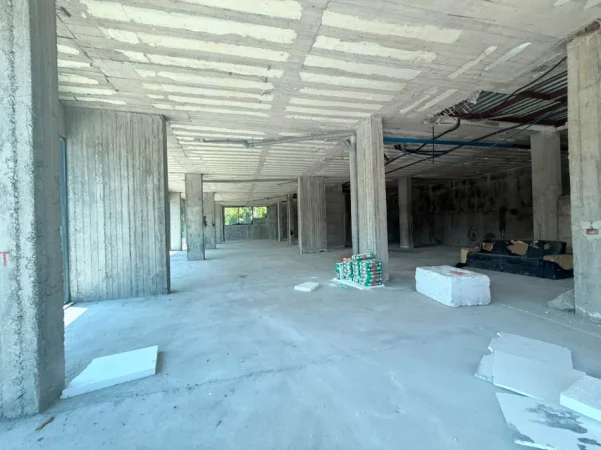 Tirane, jepet me qera ambjent biznesi Kati 0, 600 m² 4.500 € (Kopshti Zoologjik)