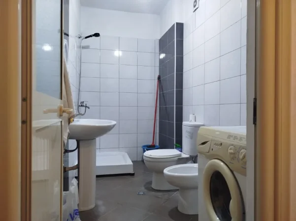 Tirane, shitet apartament 1+1+Ballkon Kati 7, 76 m² 115.000 € (Astir (mbrapa Bar Artistit))