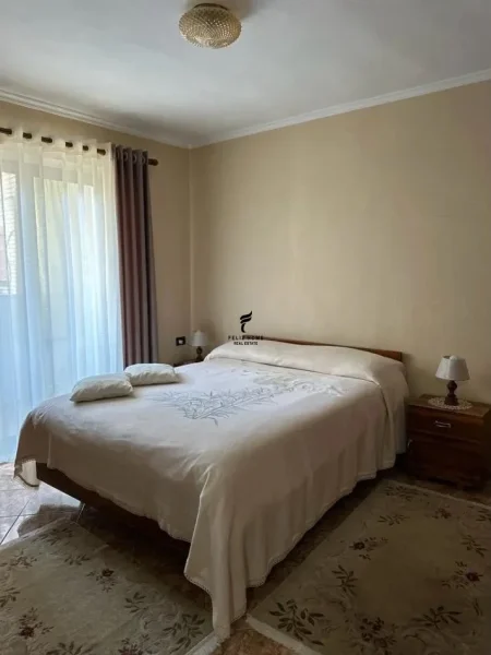 Tirane, jepet me qera apartament 2+1 Kati 3, 87 m² 600 € (RRUGA E ELBASANIT)