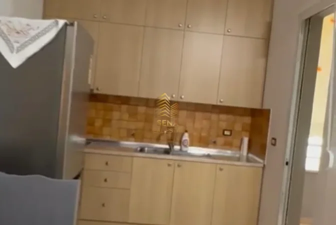 Tirane, jepet me qera apartament 1+1+Ballkon Kati 1, 60 m² 500 € (5 Maji)