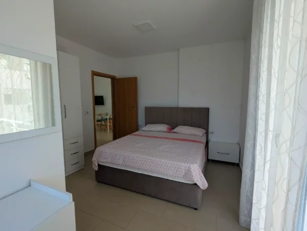 Tirane, jepet me qera apartament 1+1 Kati 2, 67 m² 600 € (Don Bosko)
